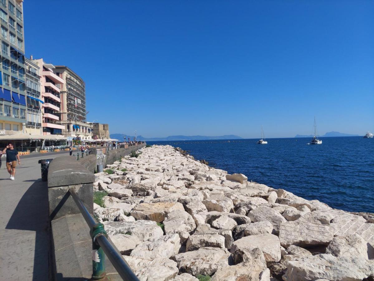 The Heart Of Naples - Neapolitana Apartment Exterior photo